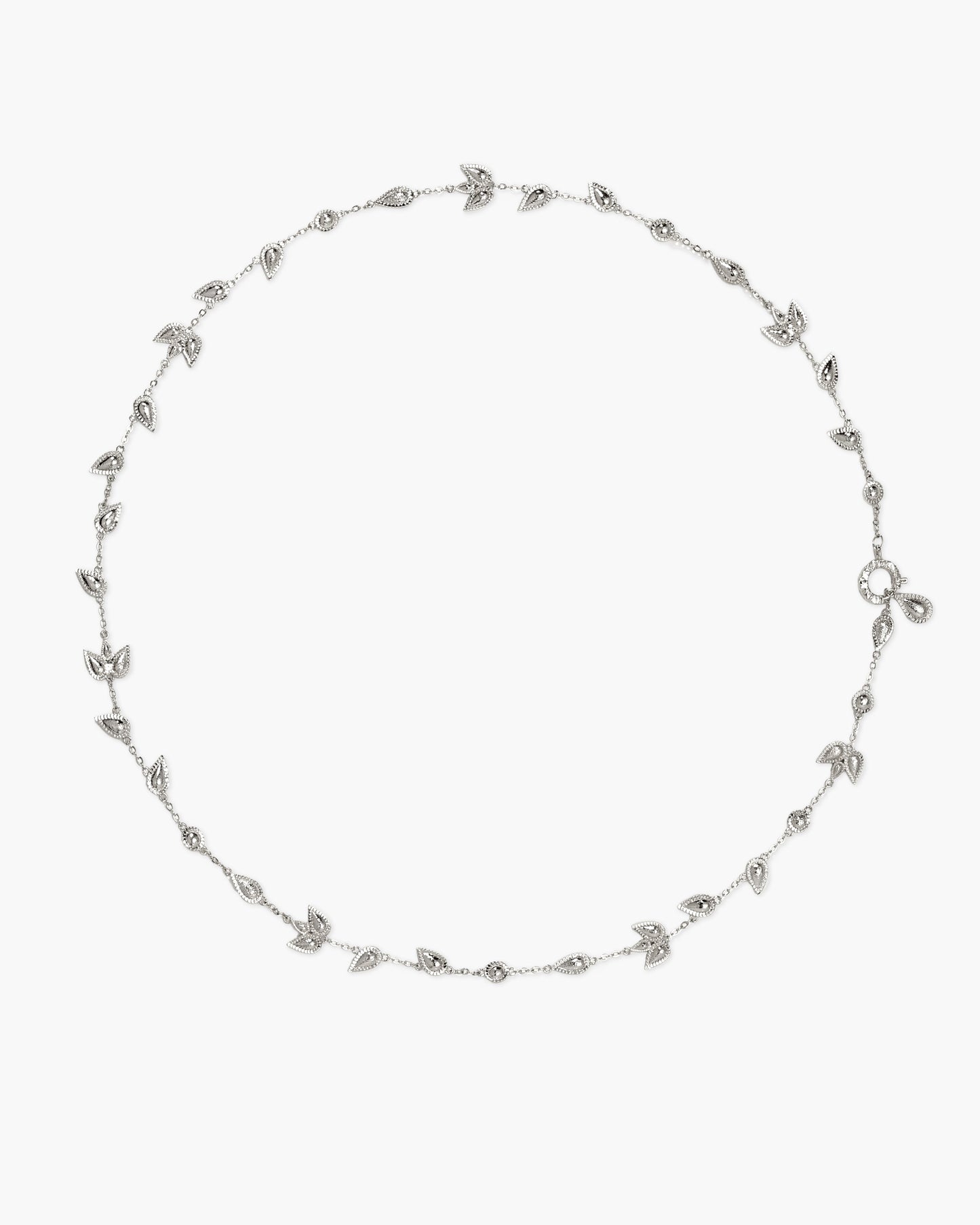 Petal Chain in Silver